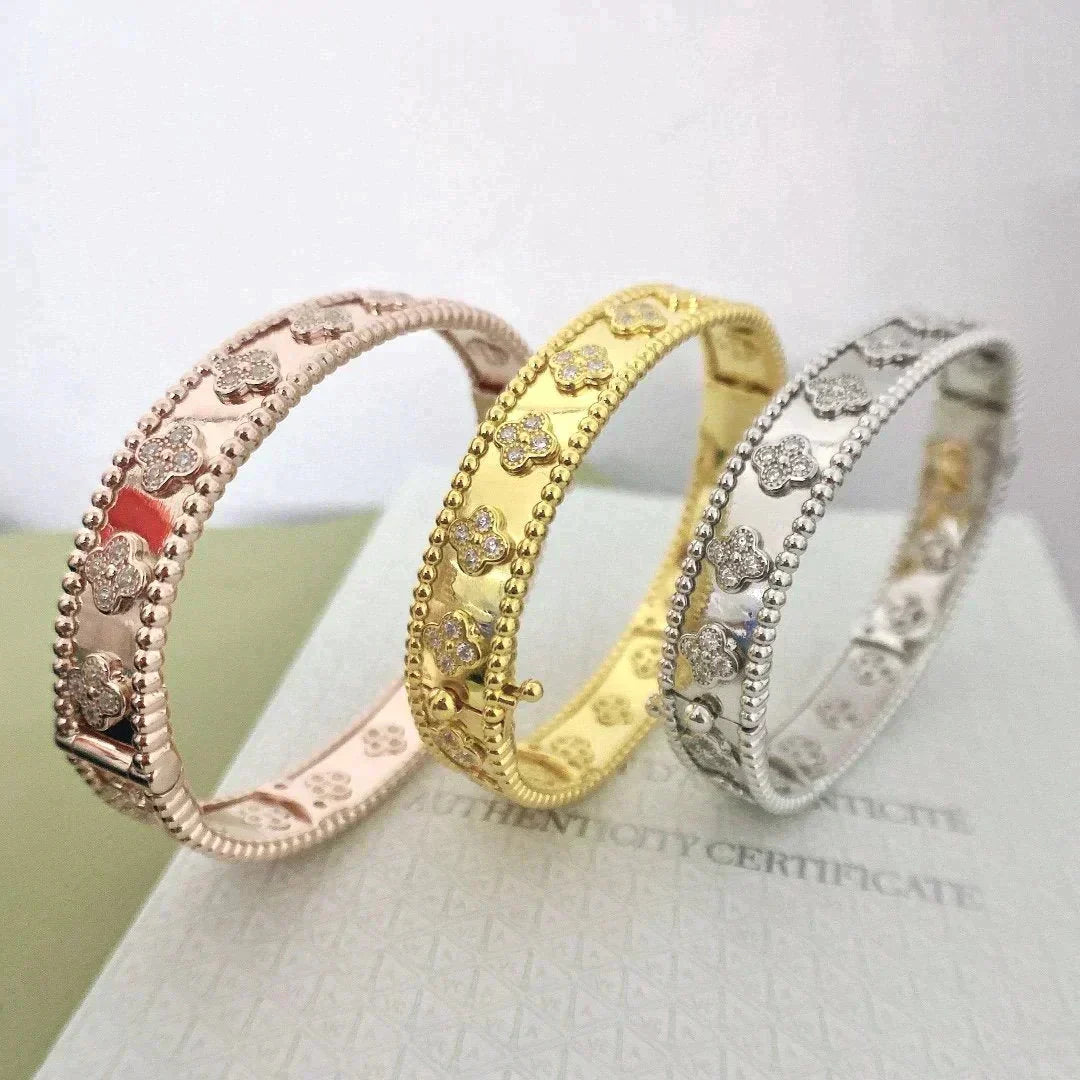 [Moco]CLOVER ARMBAND 8MM DIAMANTEN