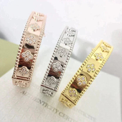 [Moco]CLOVER ARMBAND 8MM DIAMANTEN