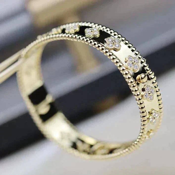 [Moco]CLOVER ARMBAND 8MM DIAMANTEN