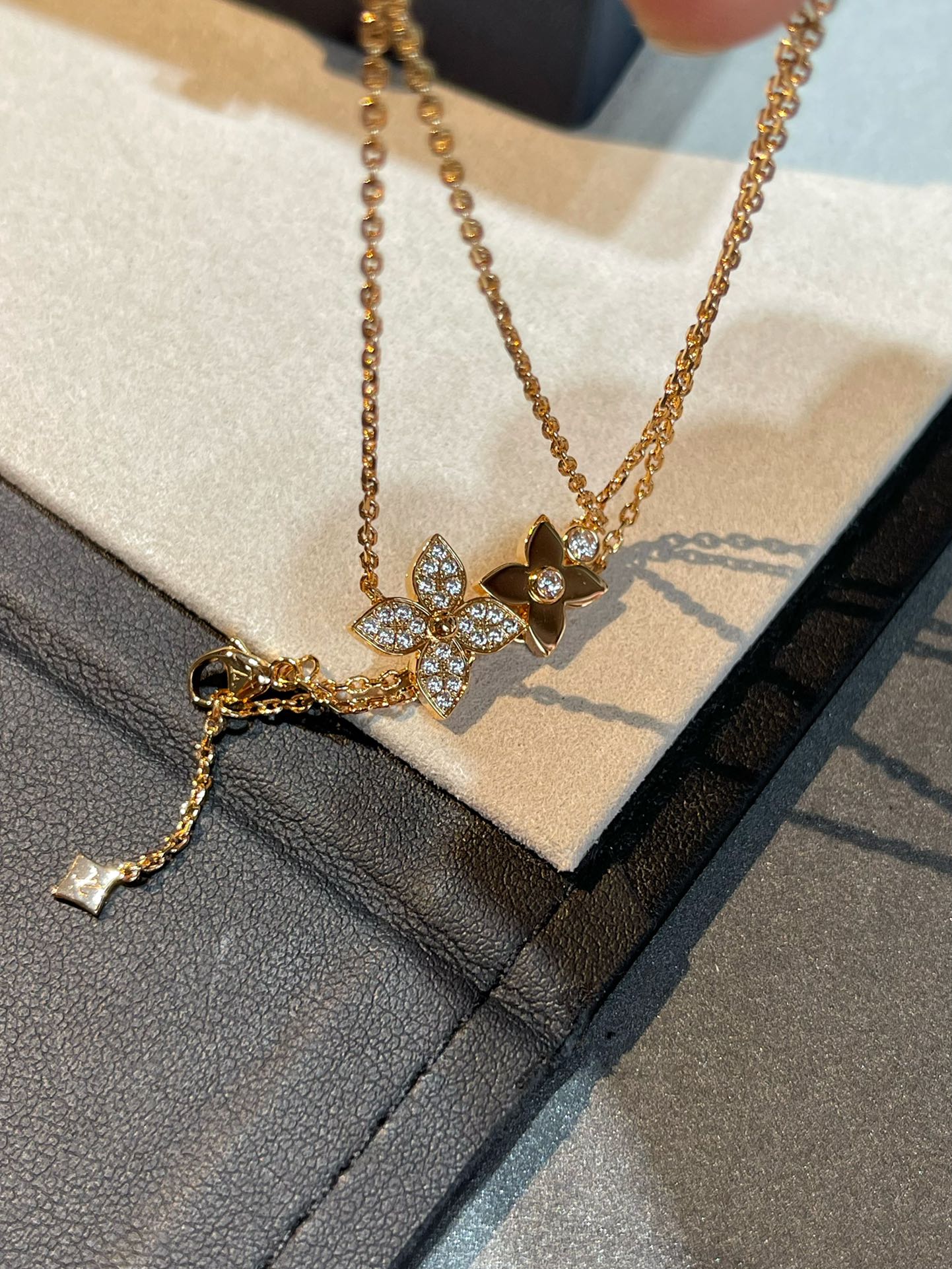 [Moco]Sternblüten-Halskette Roségold mit Diamanten