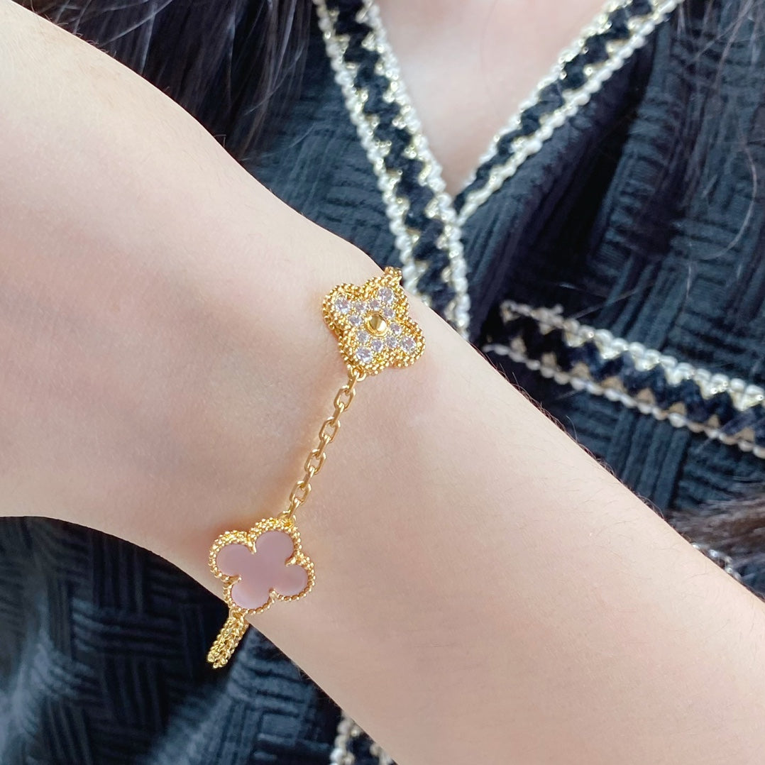 [Moco]CLOVER 5 MOTIV DIAMANT PINK MOP PINK GOLD ARMBAND