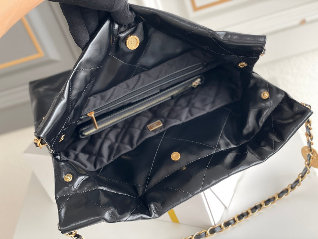 24K CC Hobo 22 Bag Black Lambskin Gold Hardware