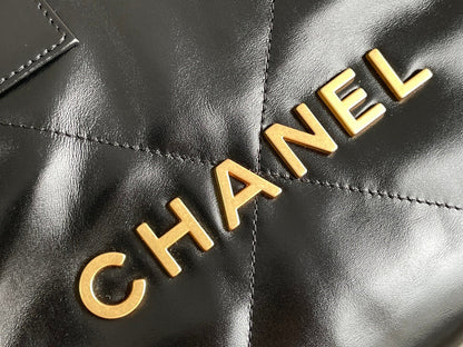24K CC Hobo 22 Bag Black Lambskin Gold Hardware