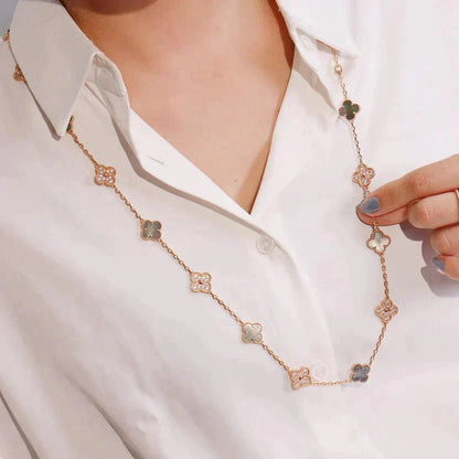 [Moco]CLOVER 20 MOTIFS DARK MOP DIAMOND HALSKETTE