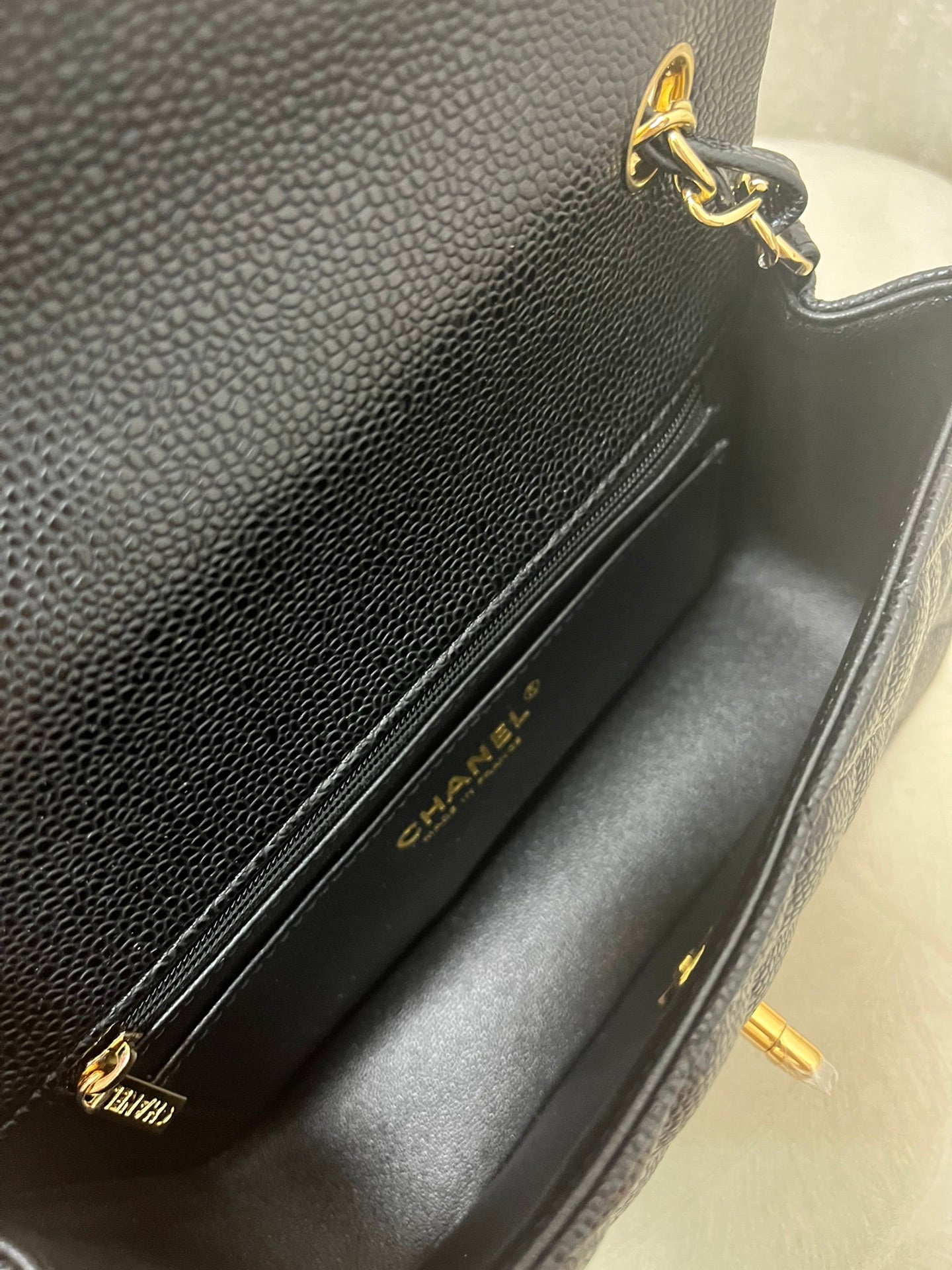 Flap Bag Mini 20cm Black Grained Calfskin Gold Hardware
