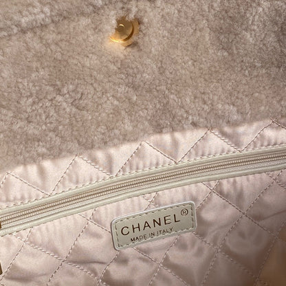 CC 24K Hobo 22 Bag 39cm Beige Wool Fur
