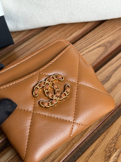 cc 19 zipped coin purse 11cm brown lambskin gold hardware