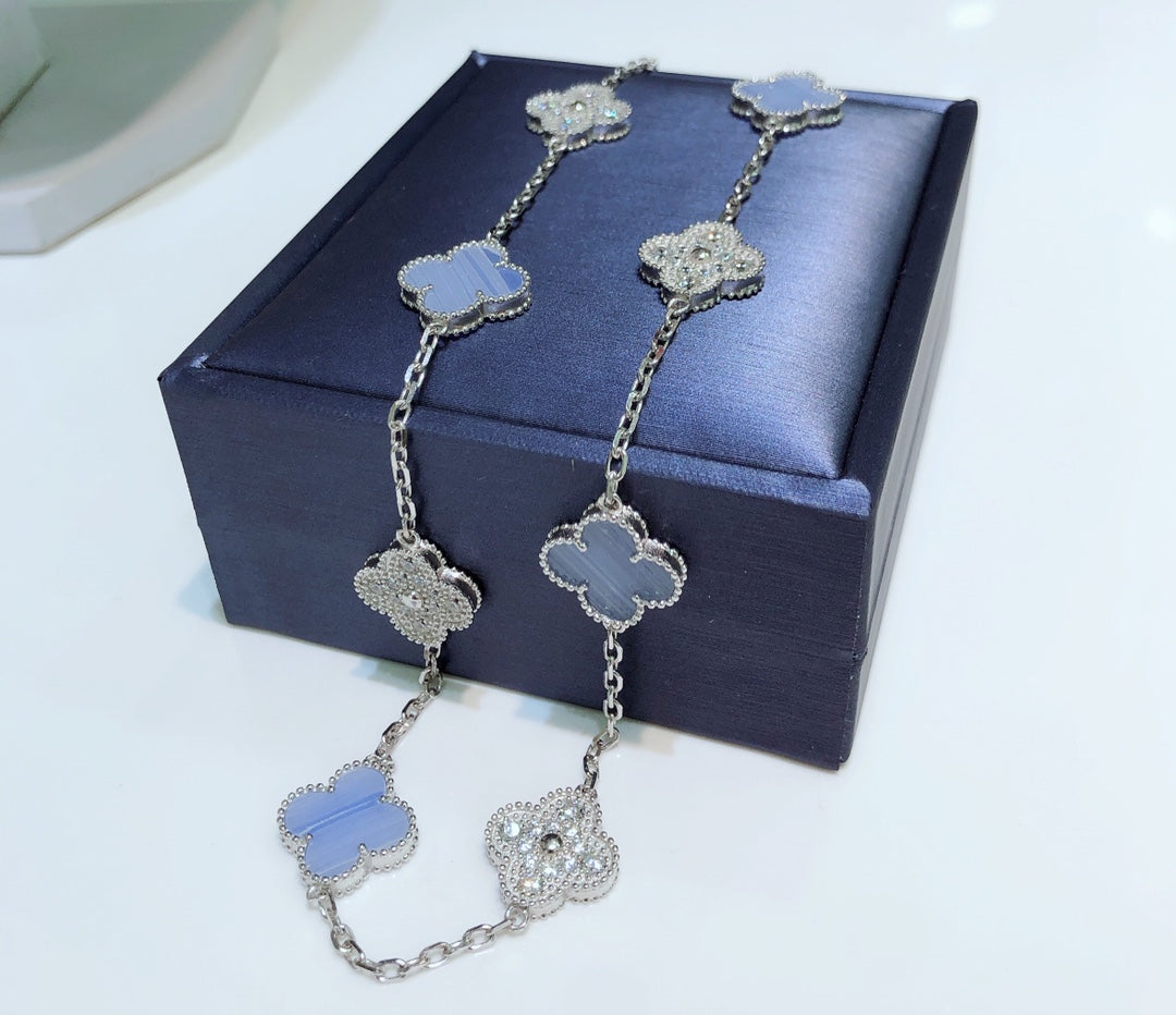 [Moco]CLOVER 10 MOTIVE CHALCEDON DIAMANTEN SILBER HALSKETTE