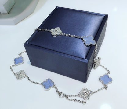 [Moco]CLOVER 10 MOTIVE CHALCEDON DIAMANTEN SILBER HALSKETTE