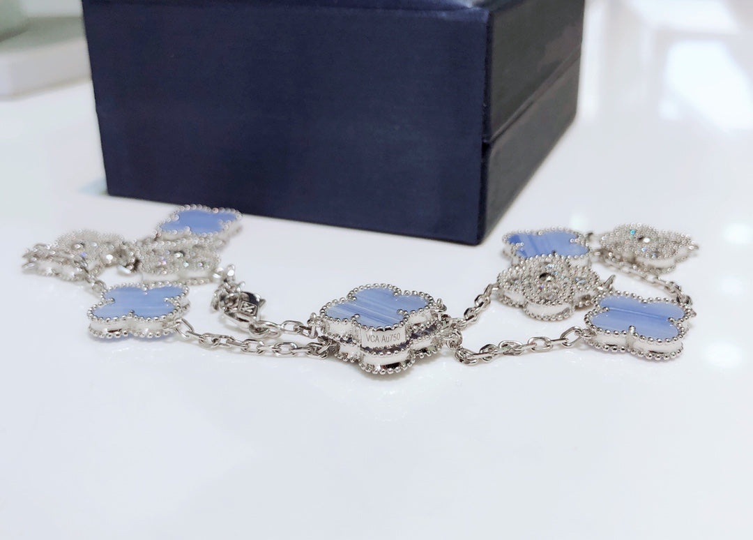 [Moco]CLOVER 10 MOTIVE CHALCEDON DIAMANTEN SILBER HALSKETTE
