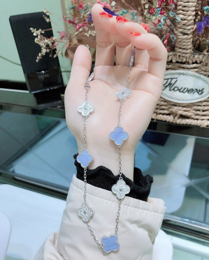 [Moco]CLOVER 10 MOTIVE CHALCEDON DIAMANTEN SILBER HALSKETTE